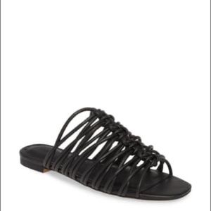 NWOT Maelynn Slide Sandal